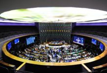 Projeto que cria piso salarial da enfermagem é aprovada pelos Deputados