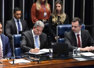 Câmara dos Deputados cria comissão externa para acompanhar situação de indígenas Yanomami